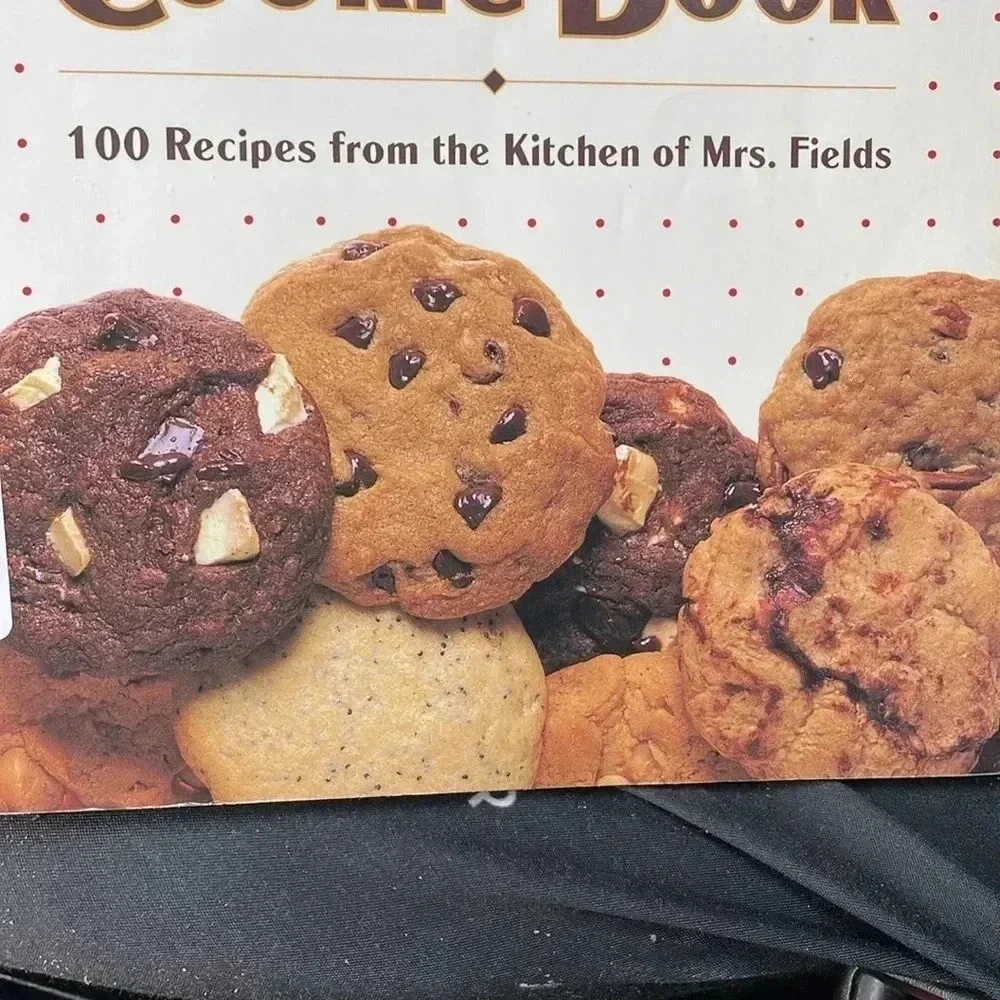 Mrs fields cookie cook book